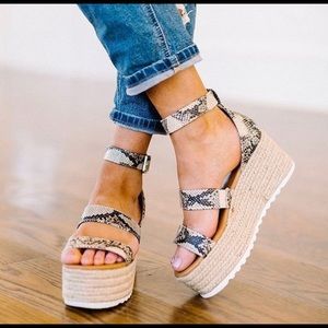 Snake skin platform sandals